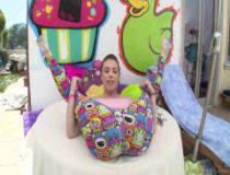 Heavy on hotties kiss prank aldulttube resmi